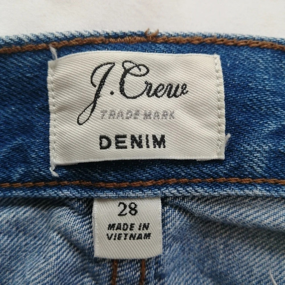 J. Crew Denim Mini Skirt in Birch Wash  with Frayed Hem Size 28 or 6 - Picture 10 of 16